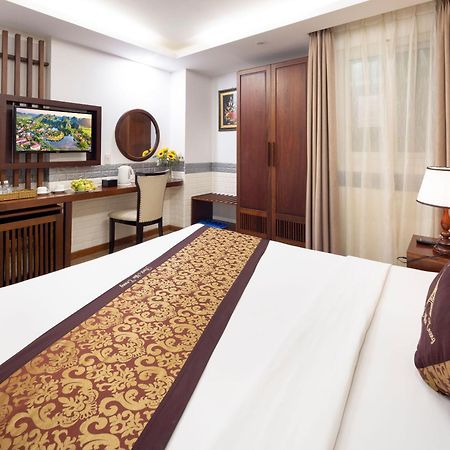 Paris Luxury Hotel & Apartment Nha Trang Exteriör bild