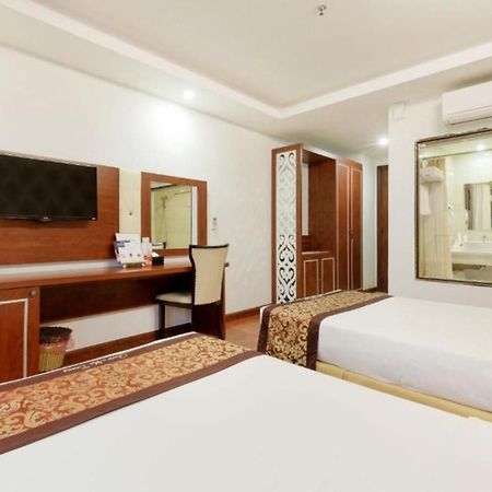 Paris Luxury Hotel & Apartment Nha Trang Exteriör bild